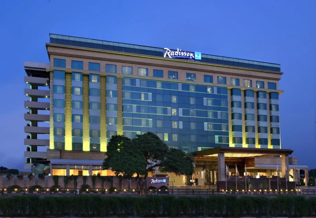 Radisson Blu, Noida